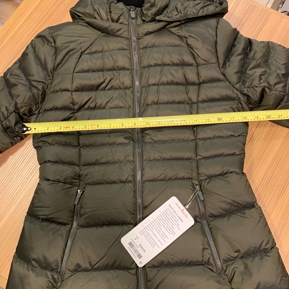 Lululemon down for it puffer run/ski jacket 8 NWT - Picture 9 of 10